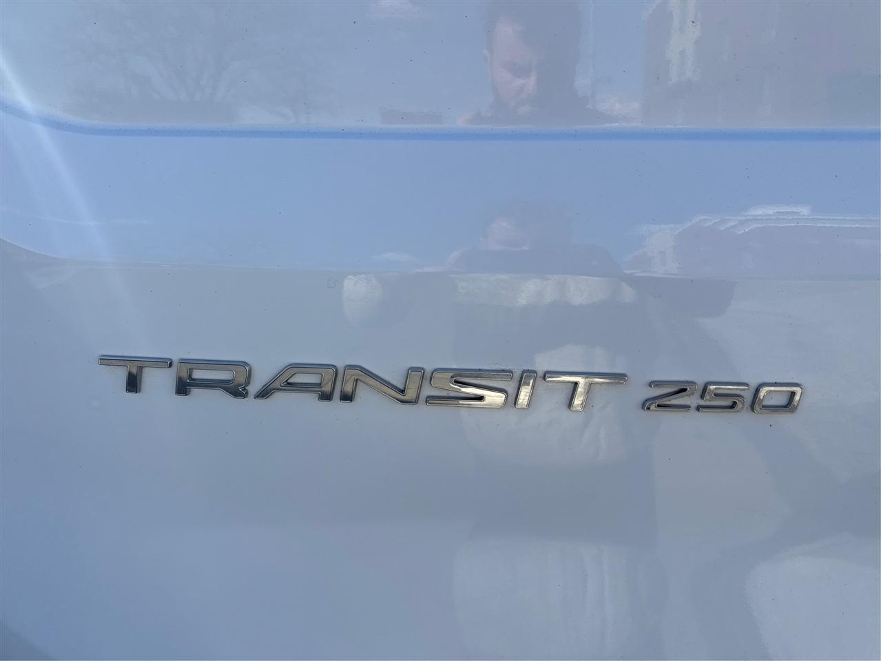 Ford Transit Cargo Van T-250 130" Med Rf 9070 GVWR RWD 2023