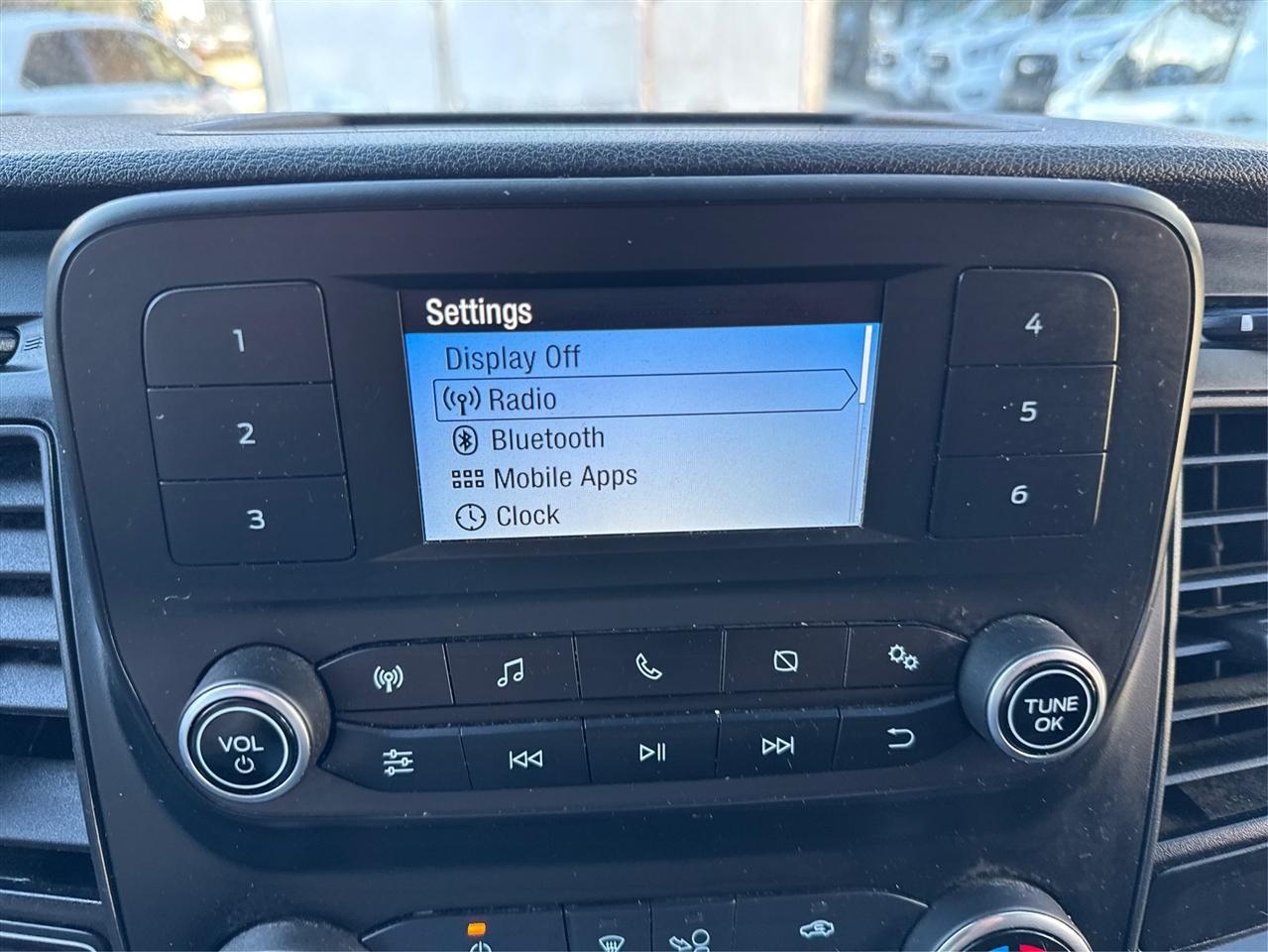 Ford Transit Cargo Van T-250 130" Med Rf 9070 GVWR RWD 2023