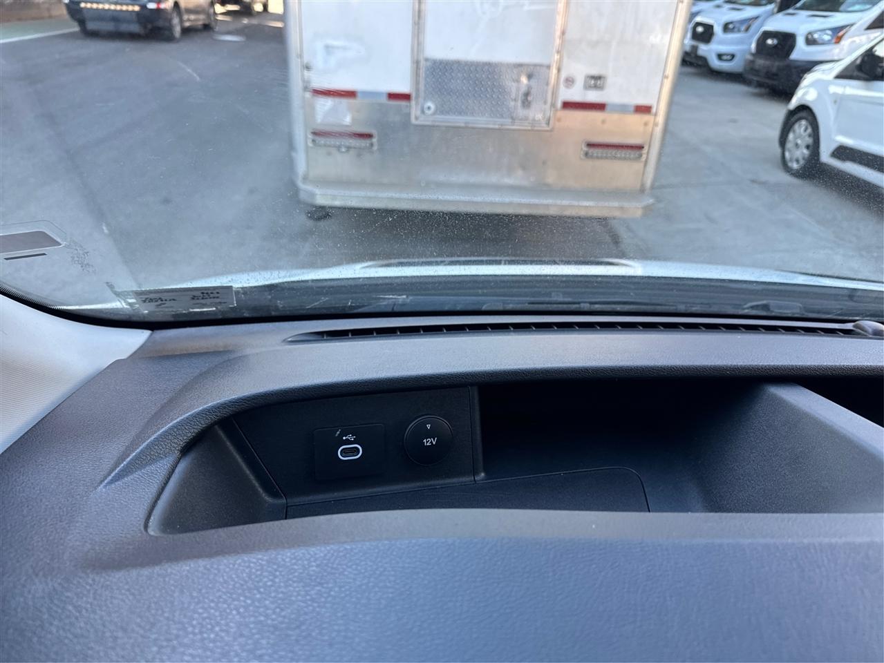 Ford Transit Cargo Van T-250 130" Med Rf 9070 GVWR RWD 2023