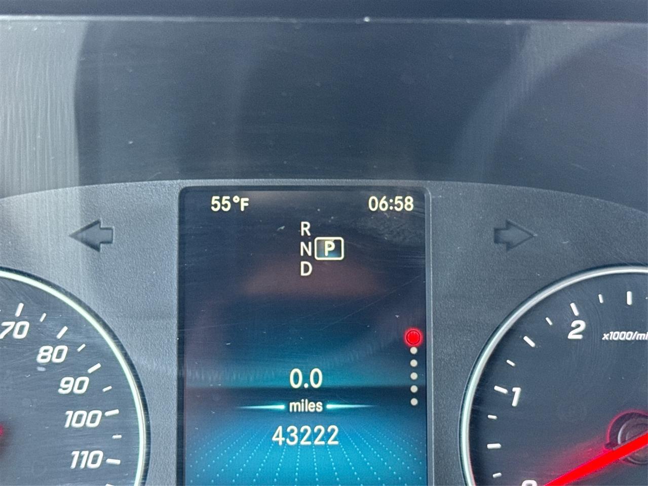 Mercedes-Benz Sprinter Passenger Van 2500 Standard Roof I4 Diesel 144" RWD 2024