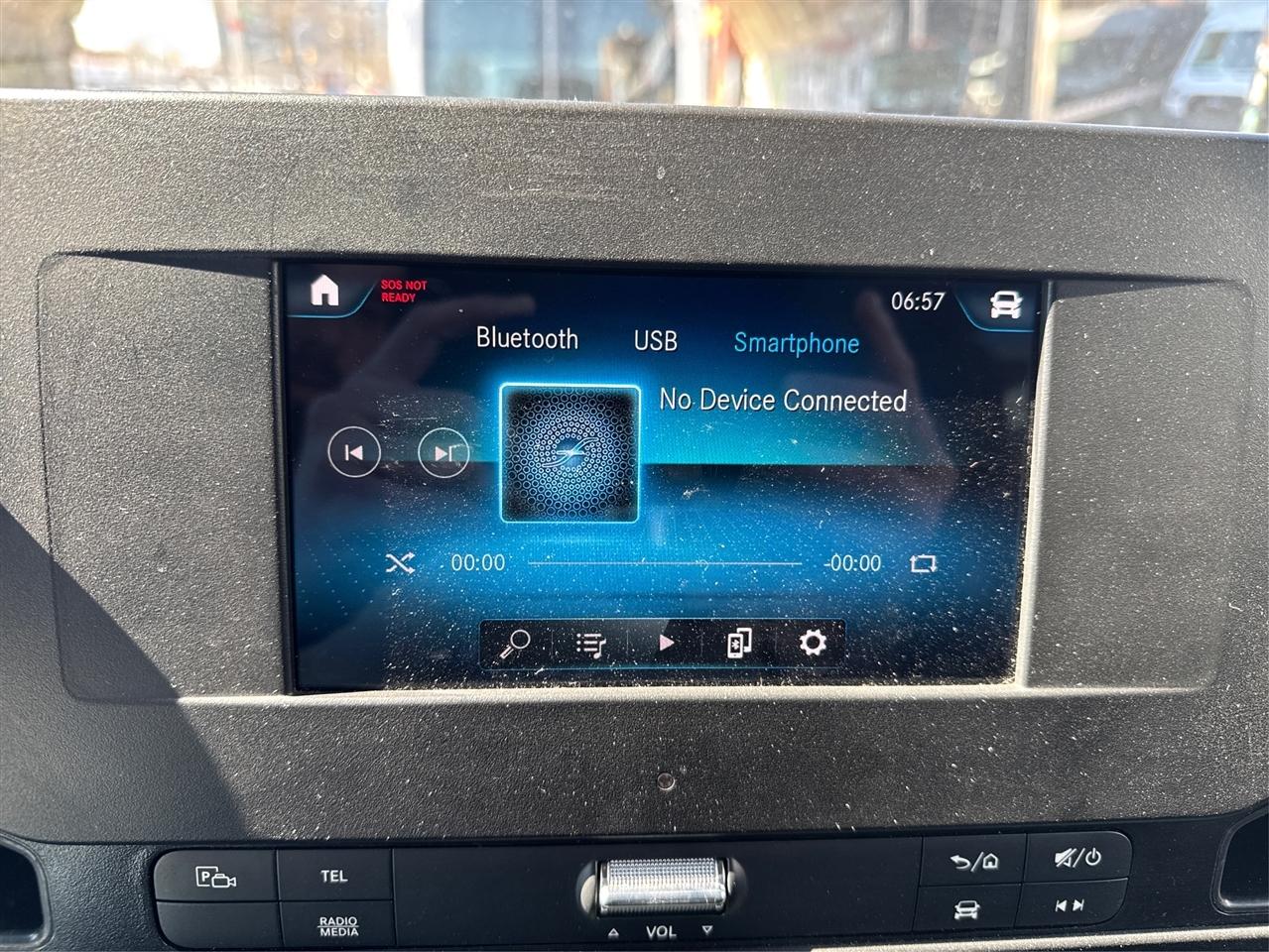 Mercedes-Benz Sprinter Passenger Van 2500 Standard Roof I4 Diesel 144" RWD 2024