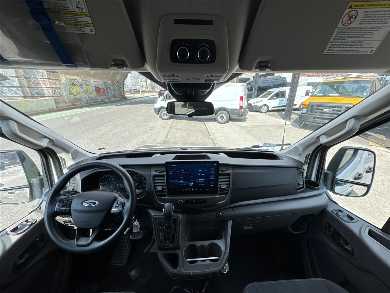 Ford Transit Passenger Wagon T-350 148" Med Roof XLT RWD 2022