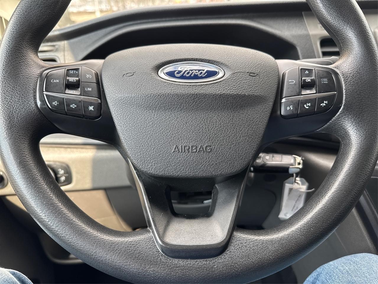 Ford Transit Passenger Wagon T-350 148" Med Roof XLT RWD 2022