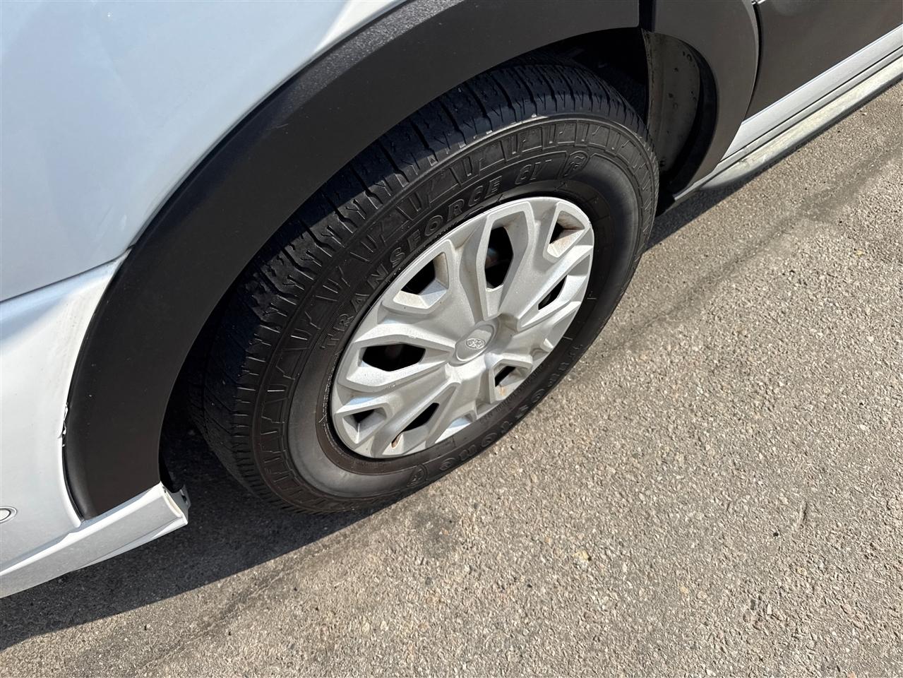 Ford Transit Passenger Wagon T-350 148" Med Roof XLT RWD 2022