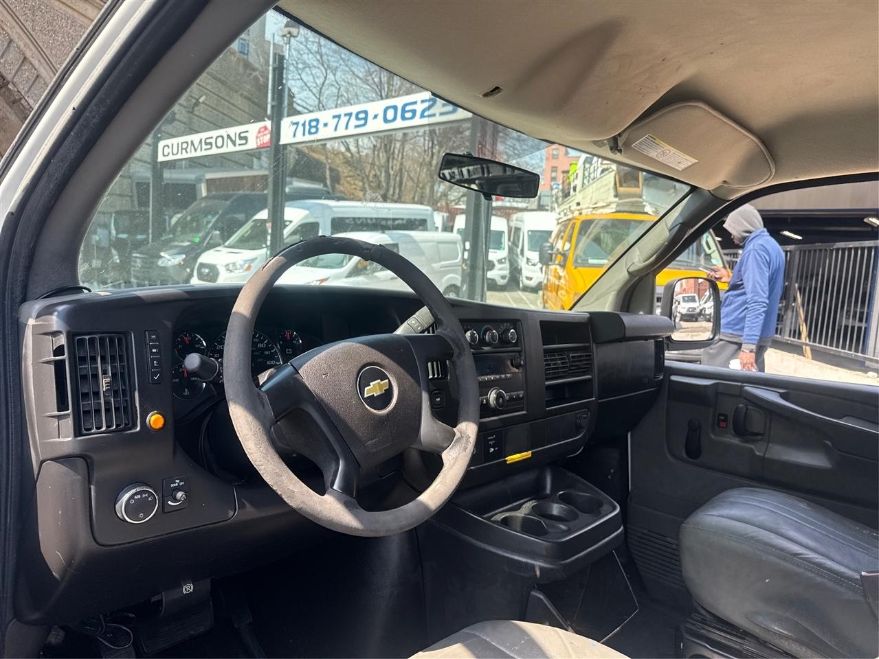 Chevrolet Express Cargo Van RWD 3500 155" 2011