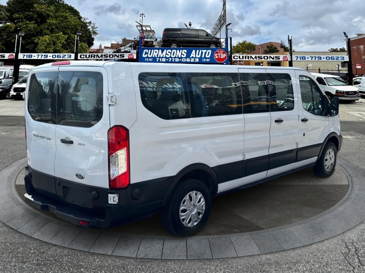Ford Transit Passenger Wagon T-350 148" Low Roof XLT Swing-Out RH Dr 2019