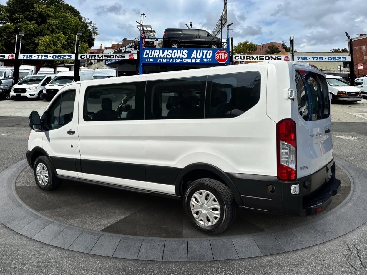 Ford Transit Passenger Wagon T-350 148" Low Roof XLT Swing-Out RH Dr 2019