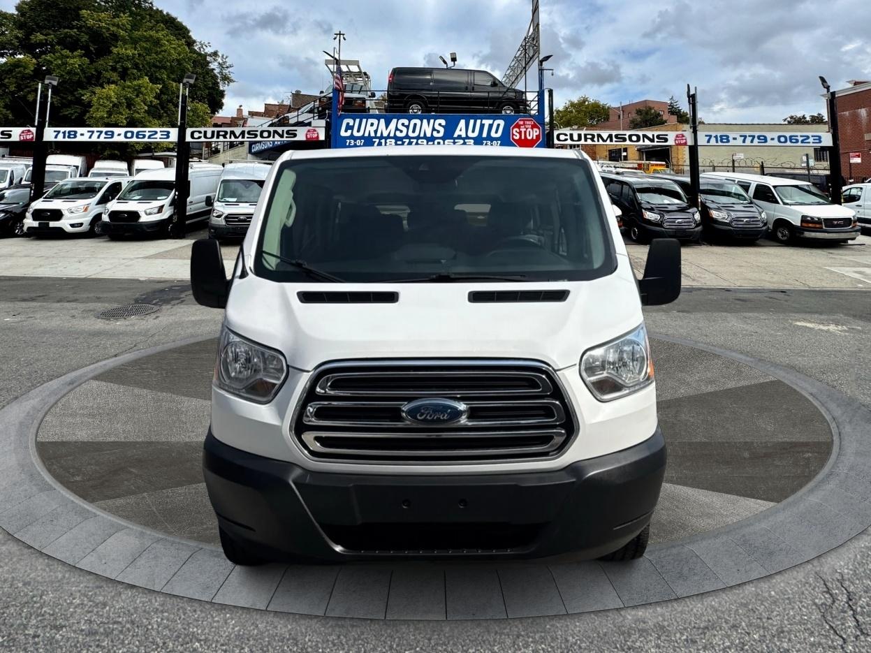 Ford Transit Passenger Wagon T-350 148" Low Roof XLT Swing-Out RH Dr 2019