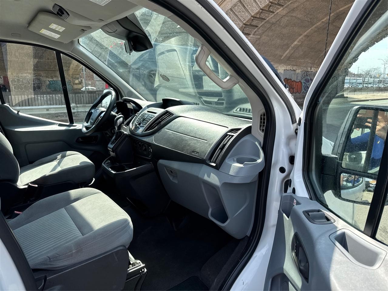 Ford Transit Passenger Wagon T-350 148" Low Roof XLT Swing-Out RH Dr 2019