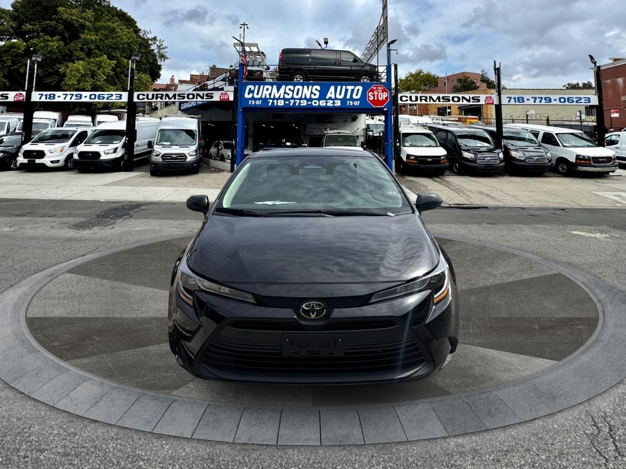 Toyota Corolla LE CVT (Natl) 2025