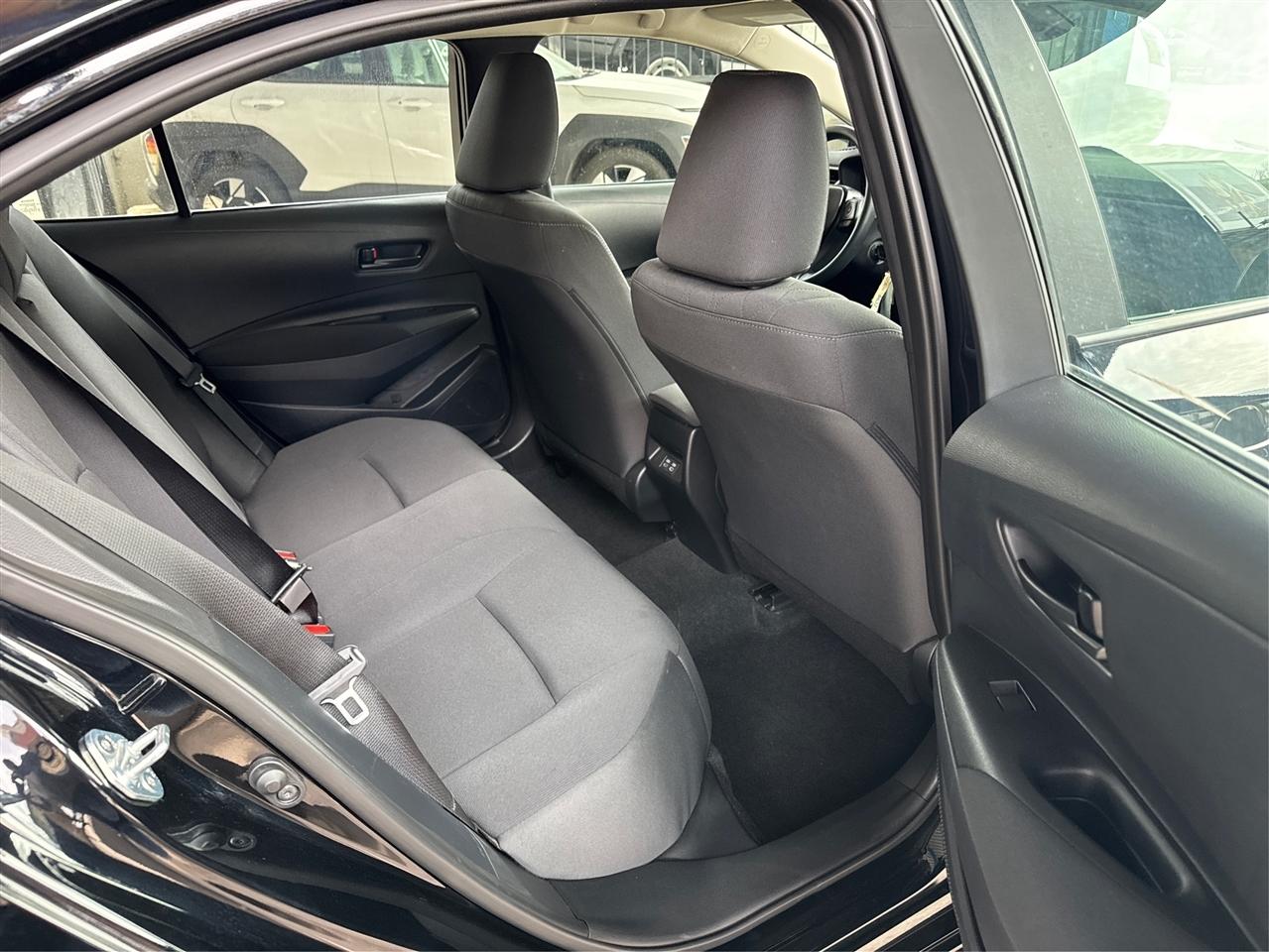 Toyota Corolla LE CVT (Natl) 2025