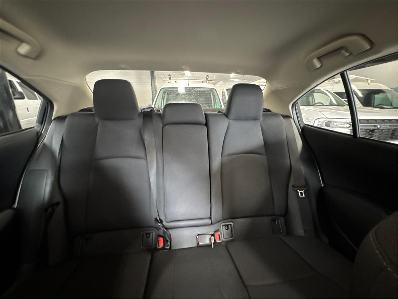 Toyota Corolla LE CVT (Natl) 2025