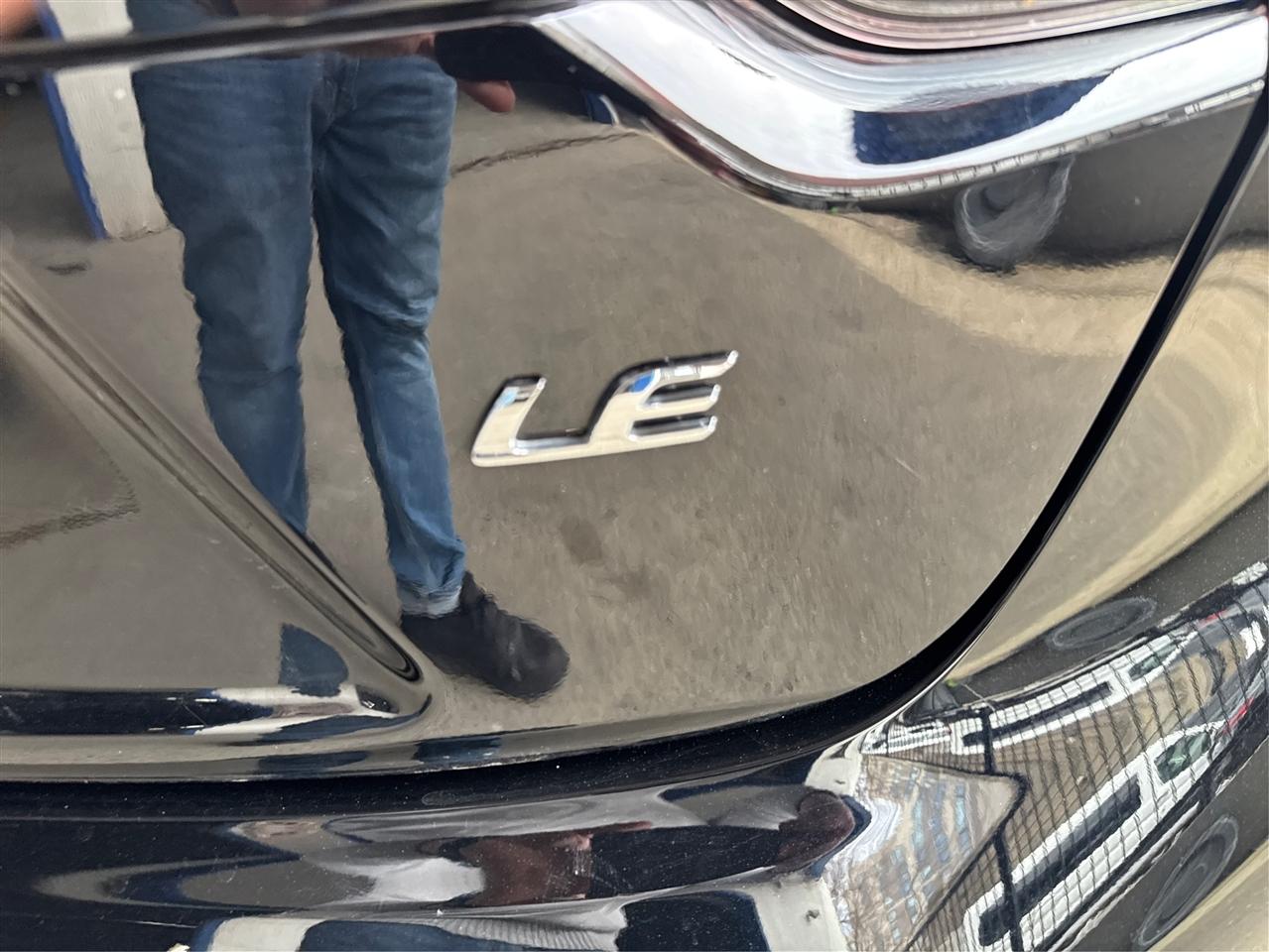 Toyota Corolla LE CVT (Natl) 2025