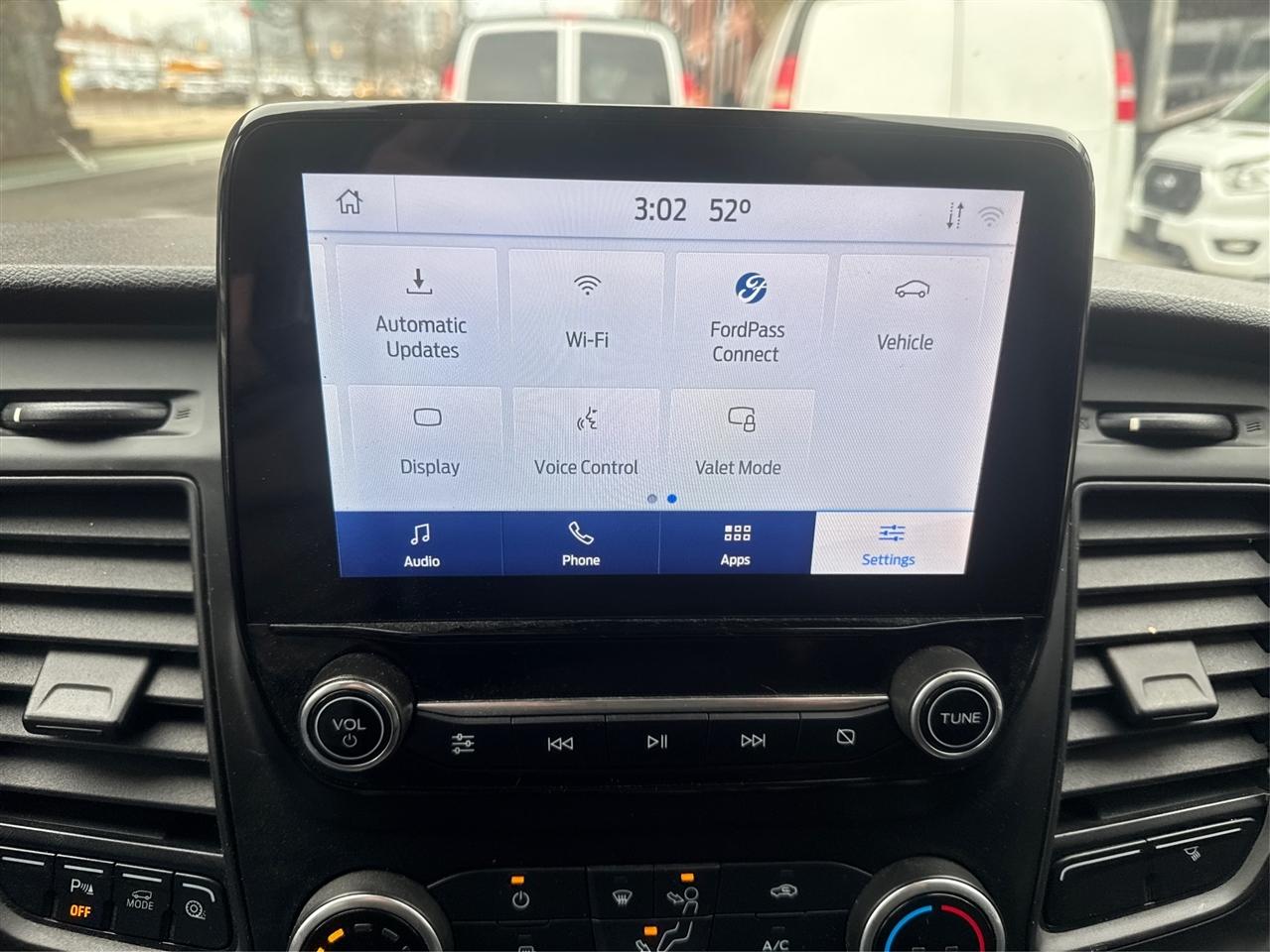 Ford Transit Cargo Van T-150 130" Low Rf 8670 GVWR RWD 2021