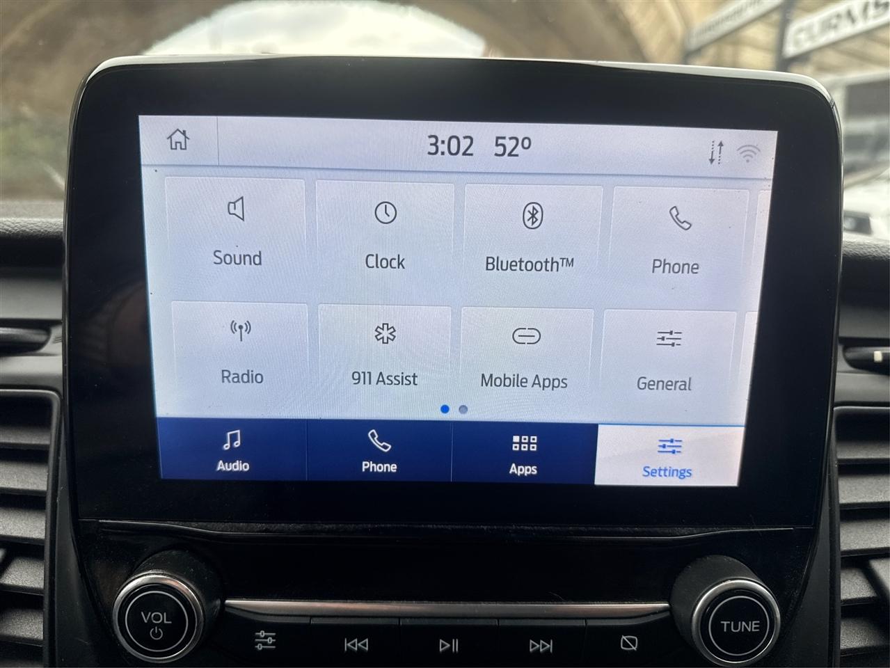 Ford Transit Cargo Van T-150 130" Low Rf 8670 GVWR RWD 2021