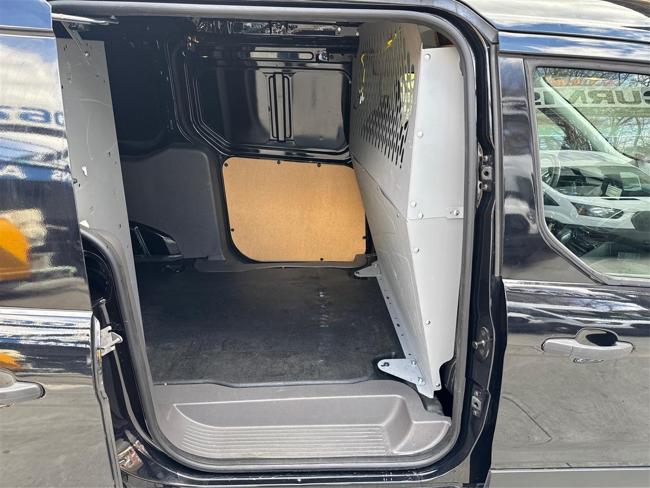 Ford Transit Connect Van XL LWB w/Rear Symmetrical Doors 2023