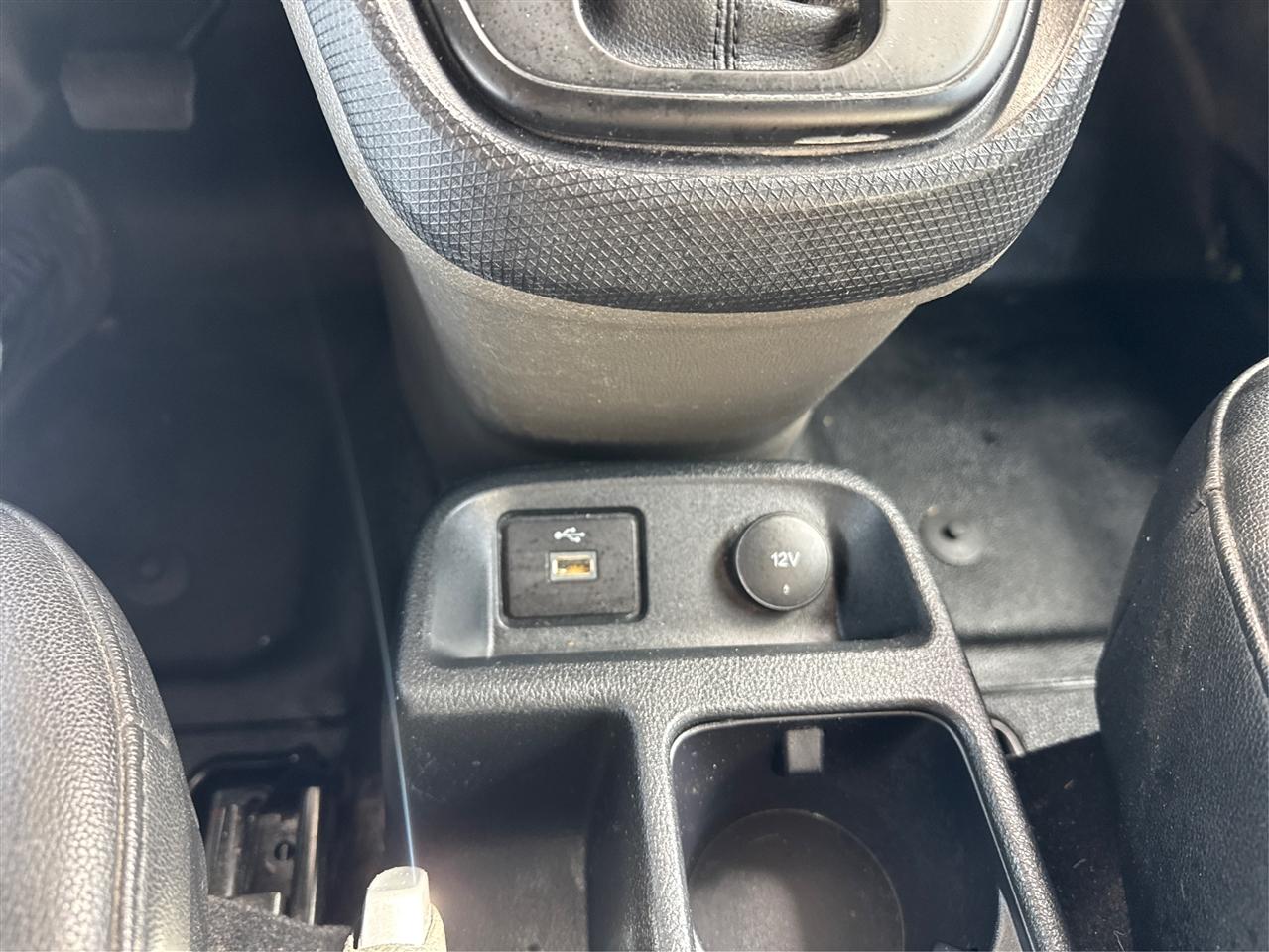 Ford Transit Connect Van XL LWB w/Rear Symmetrical Doors 2023