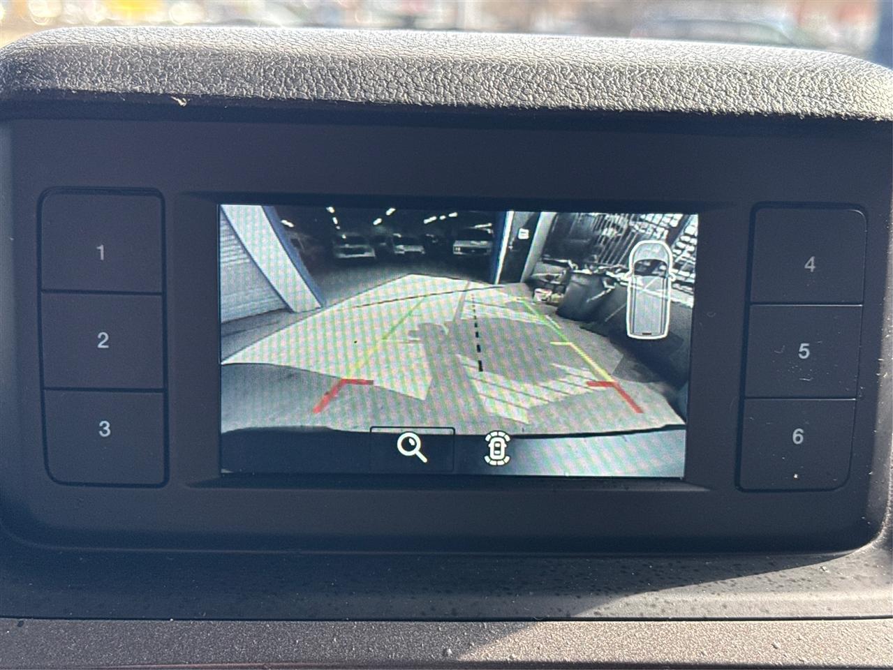 Ford Transit Connect Van XL LWB w/Rear Symmetrical Doors 2023