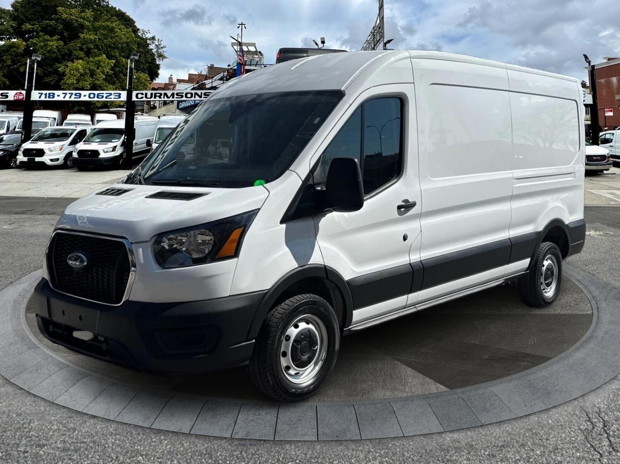 Ford Transit Cargo Van T-250 148" Med Rf 9070 GVWR RWD 2025