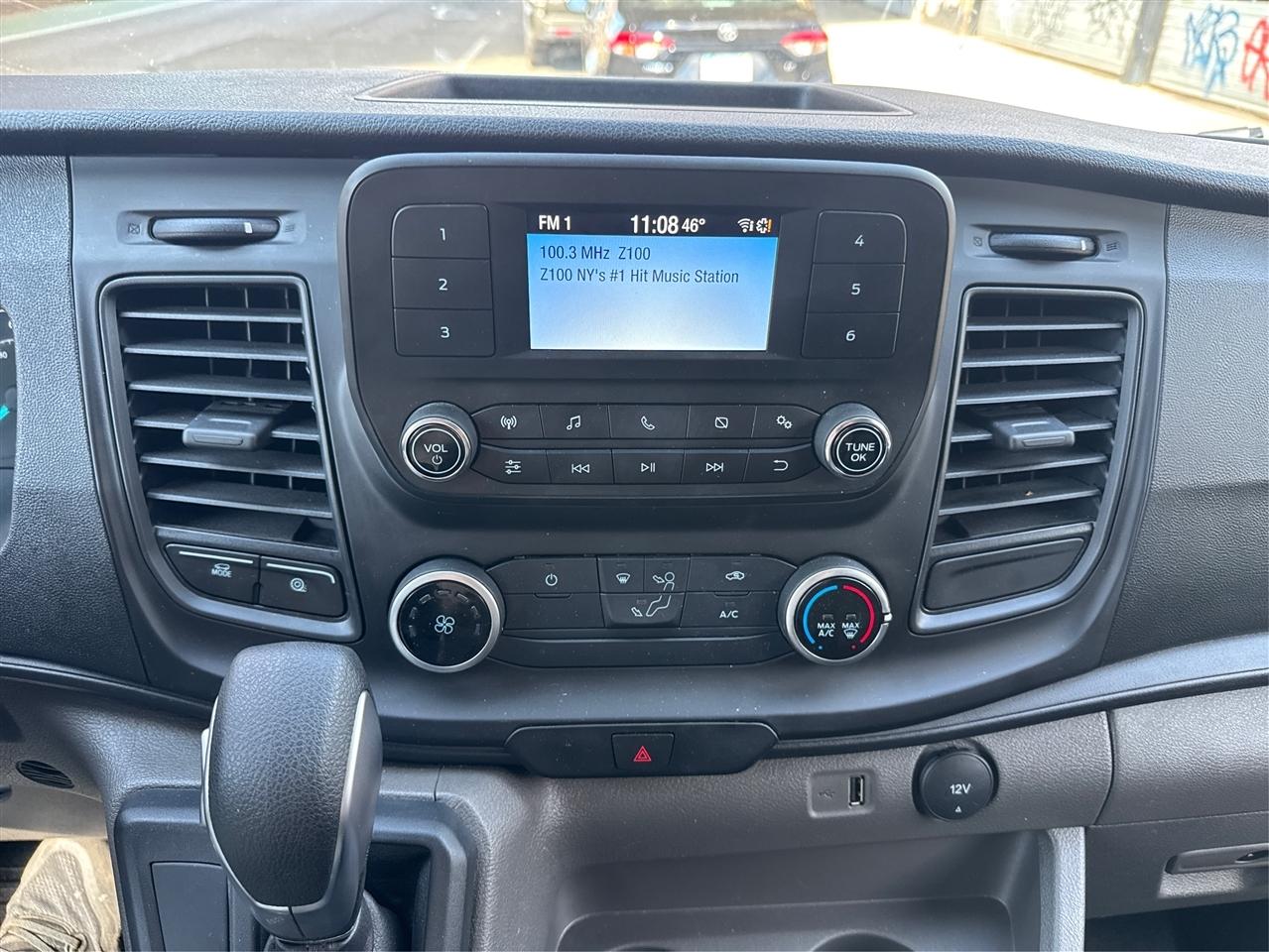 Ford Transit Cargo Van T-250 148" Med Rf 9070 GVWR RWD 2025