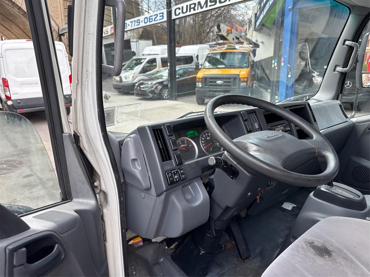 Isuzu DSL REG AT 109" WB RED CAB IBT AIR PWL 2016