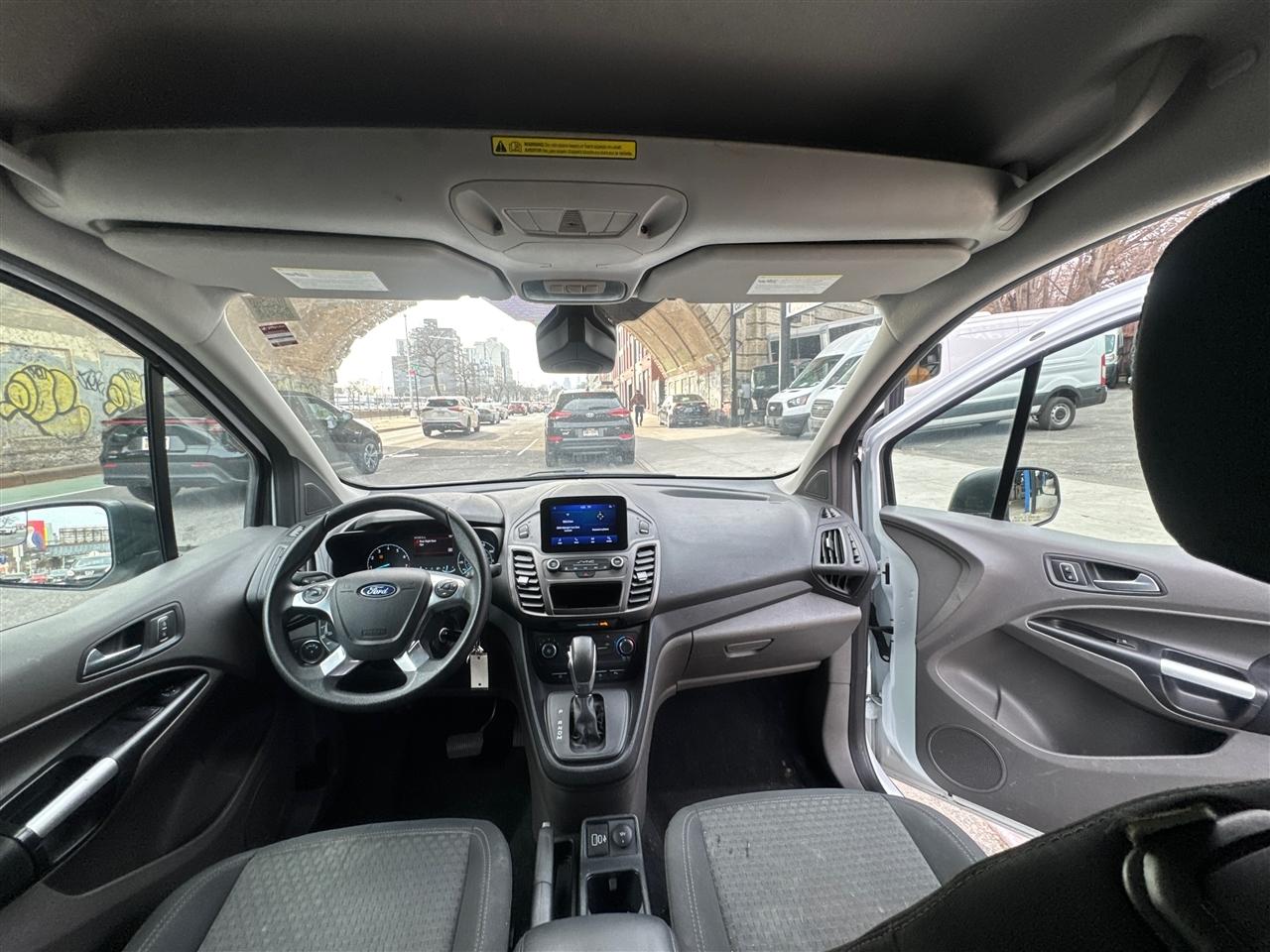 Ford Transit Connect Van XLT LWB w/Rear Symmetrical Doors 2022