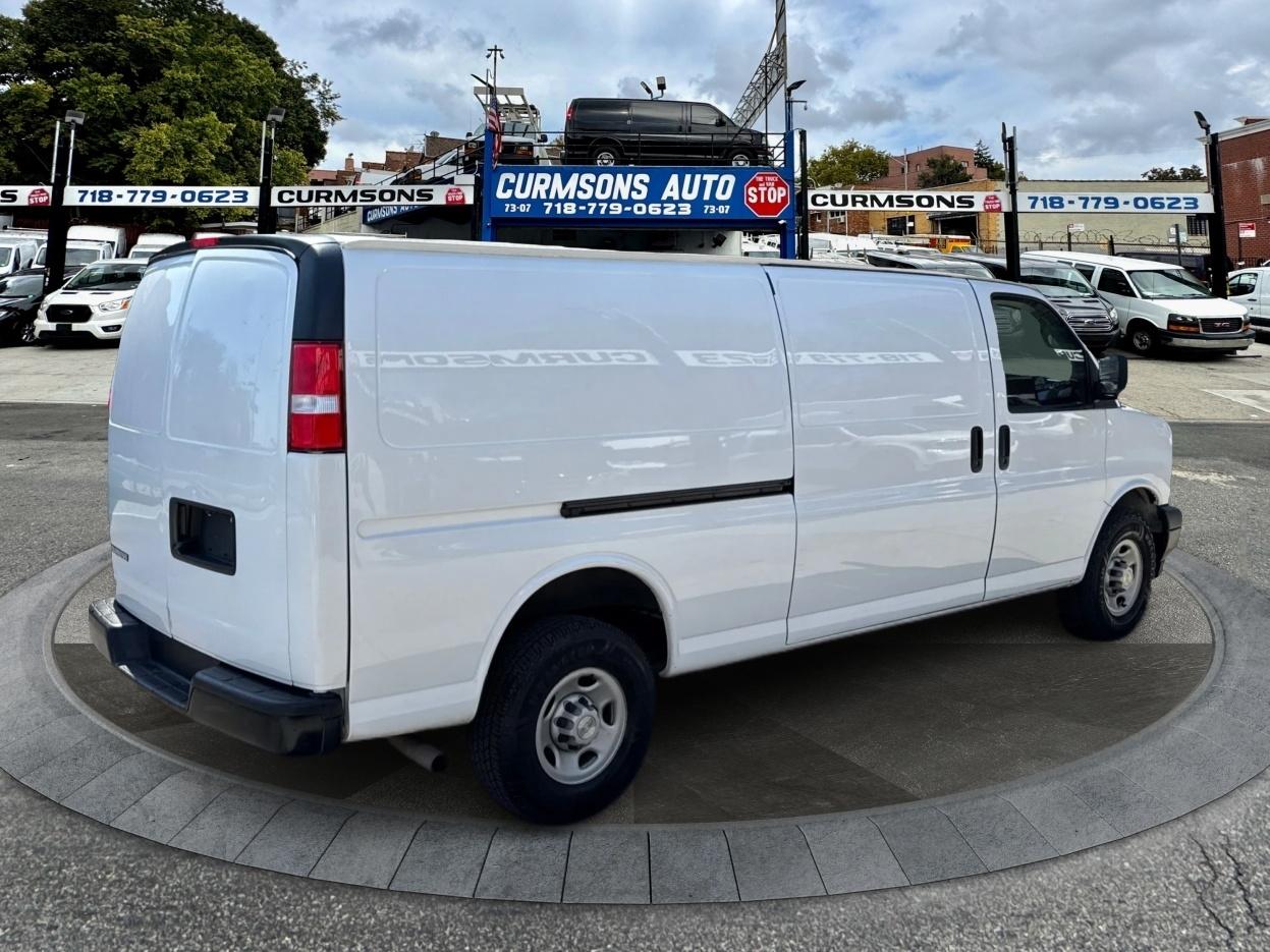 Chevrolet Express Cargo Van RWD 2500 155" 2023