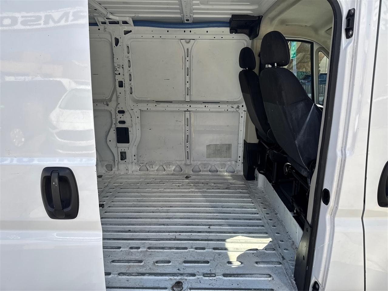 RAM ProMaster Cargo Van 1500 Low Roof 136" WB 2018