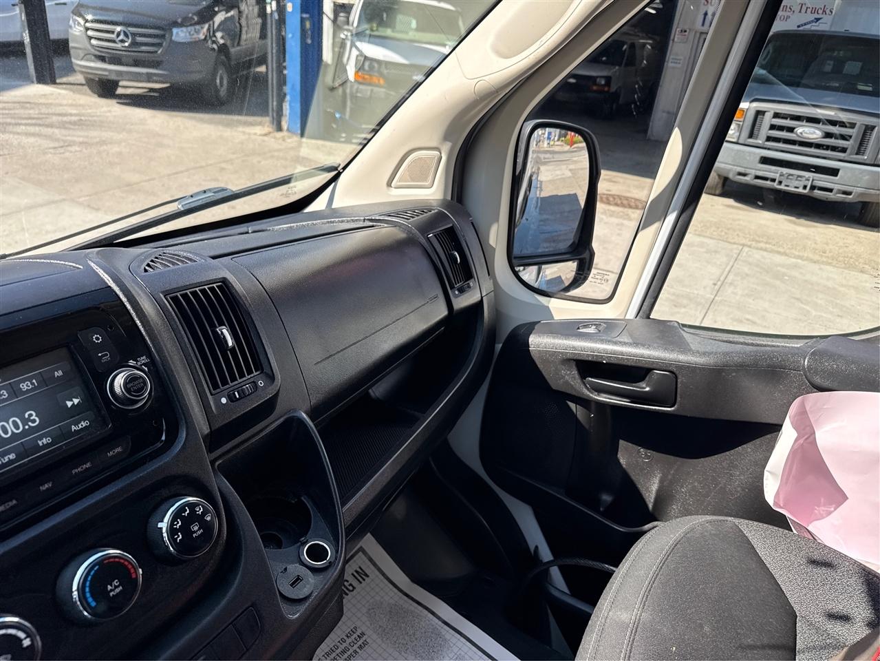 RAM ProMaster Cargo Van 1500 Low Roof 136" WB 2018