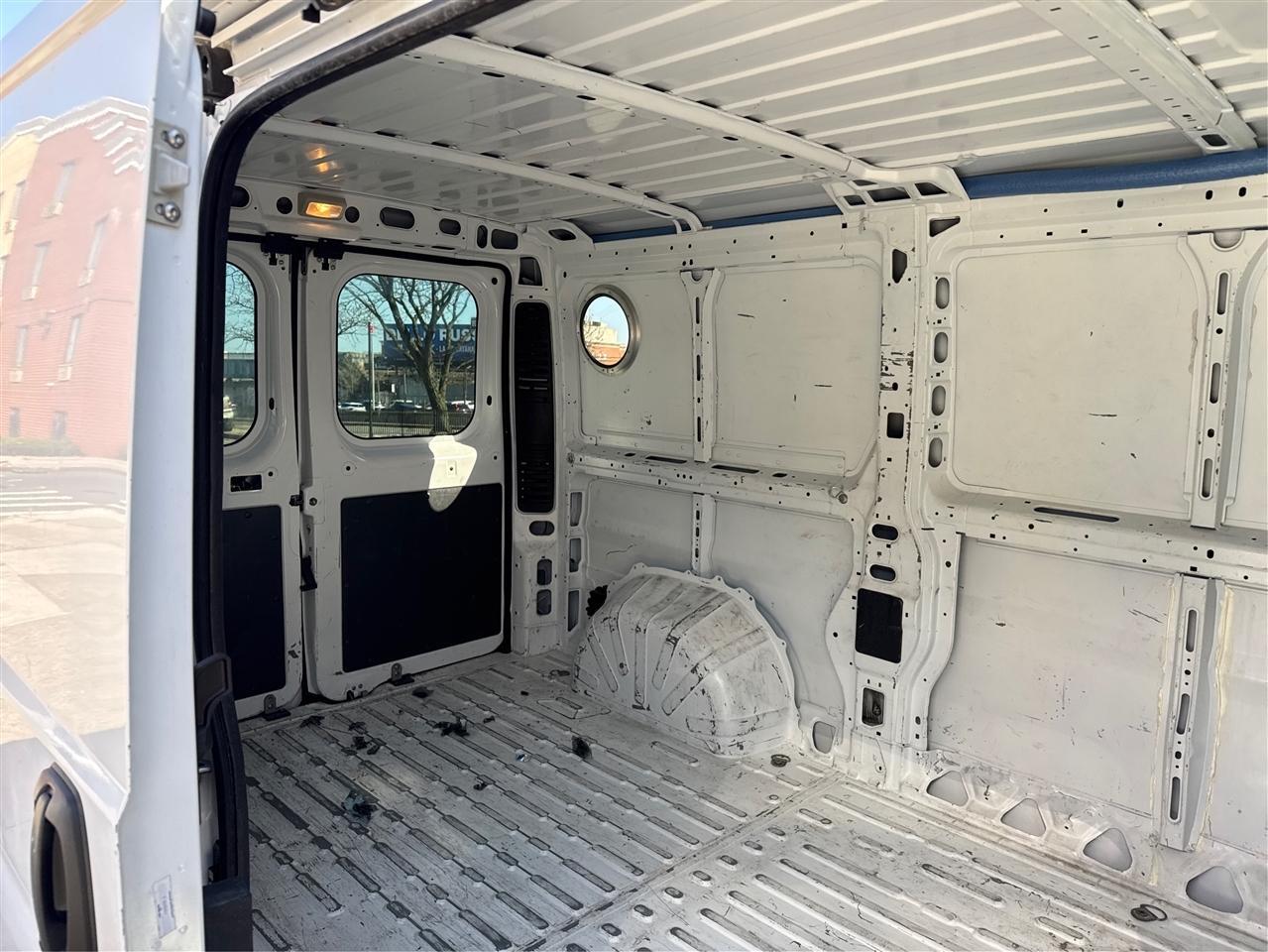 RAM ProMaster Cargo Van 1500 Low Roof 136" WB 2018
