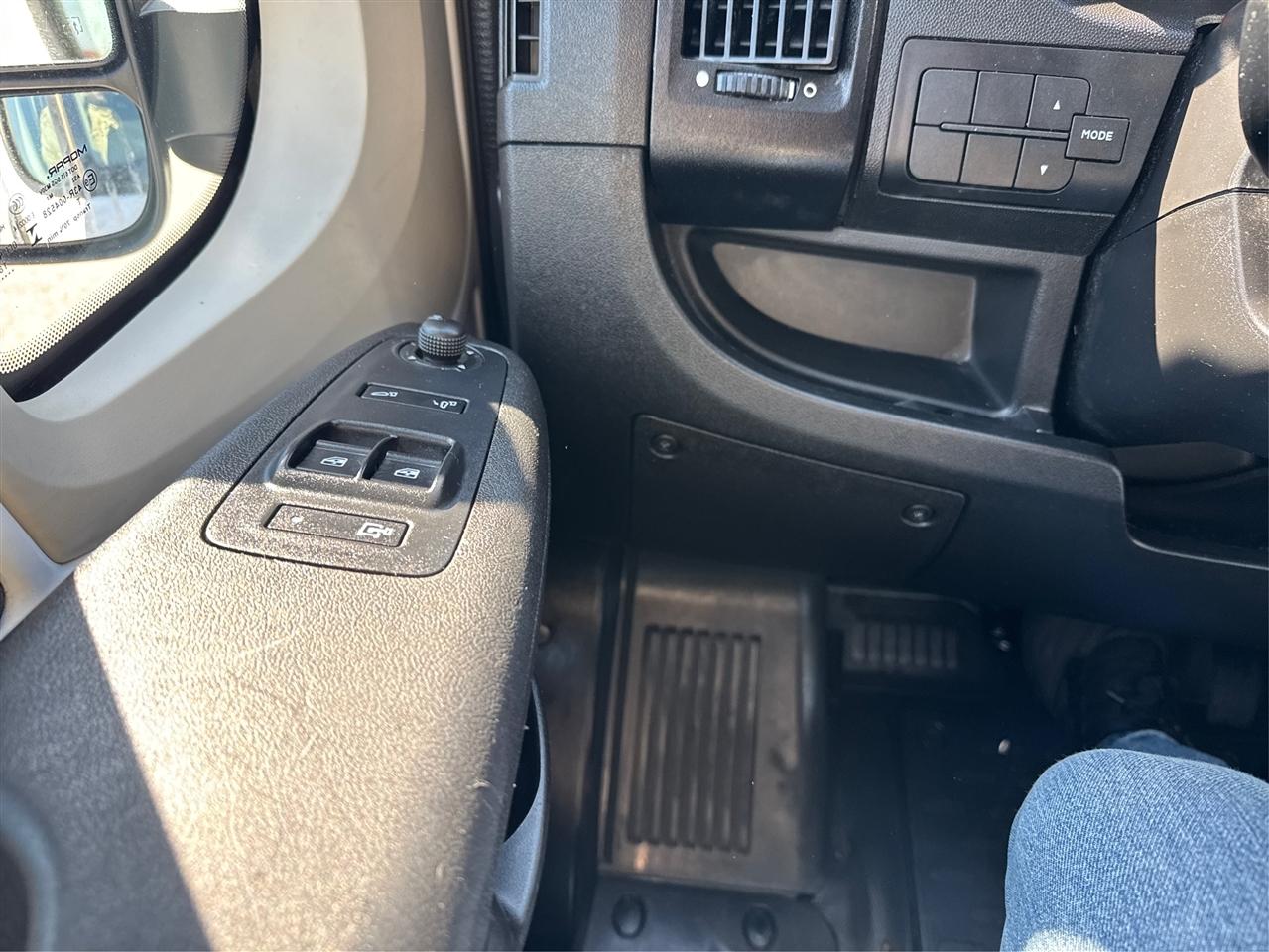 RAM ProMaster Cargo Van 1500 Low Roof 136" WB 2018