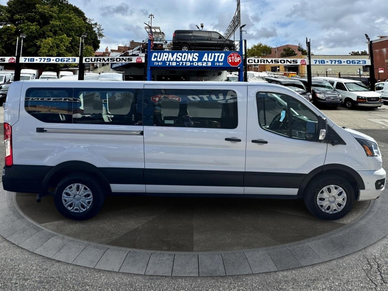 Ford Transit Passenger Wagon T-350 148" Low Roof XLT RWD 2023