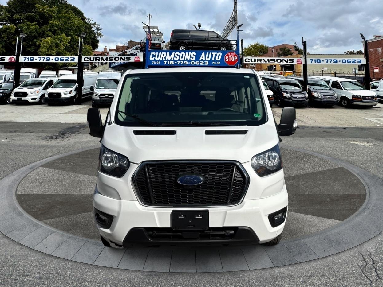 Ford Transit Passenger Wagon T-350 148" Low Roof XLT RWD 2023