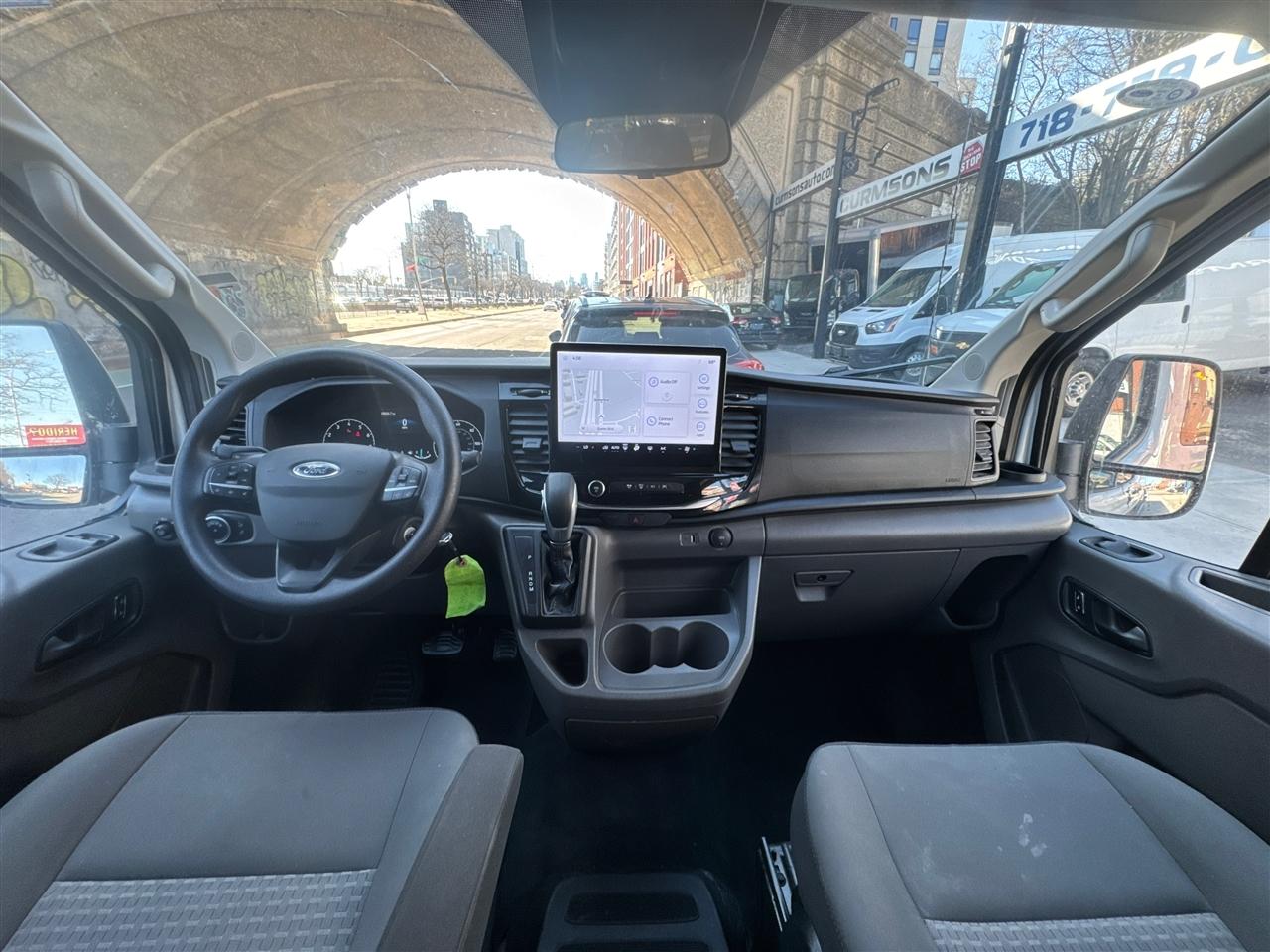 Ford Transit Passenger Wagon T-350 148" Low Roof XLT RWD 2023