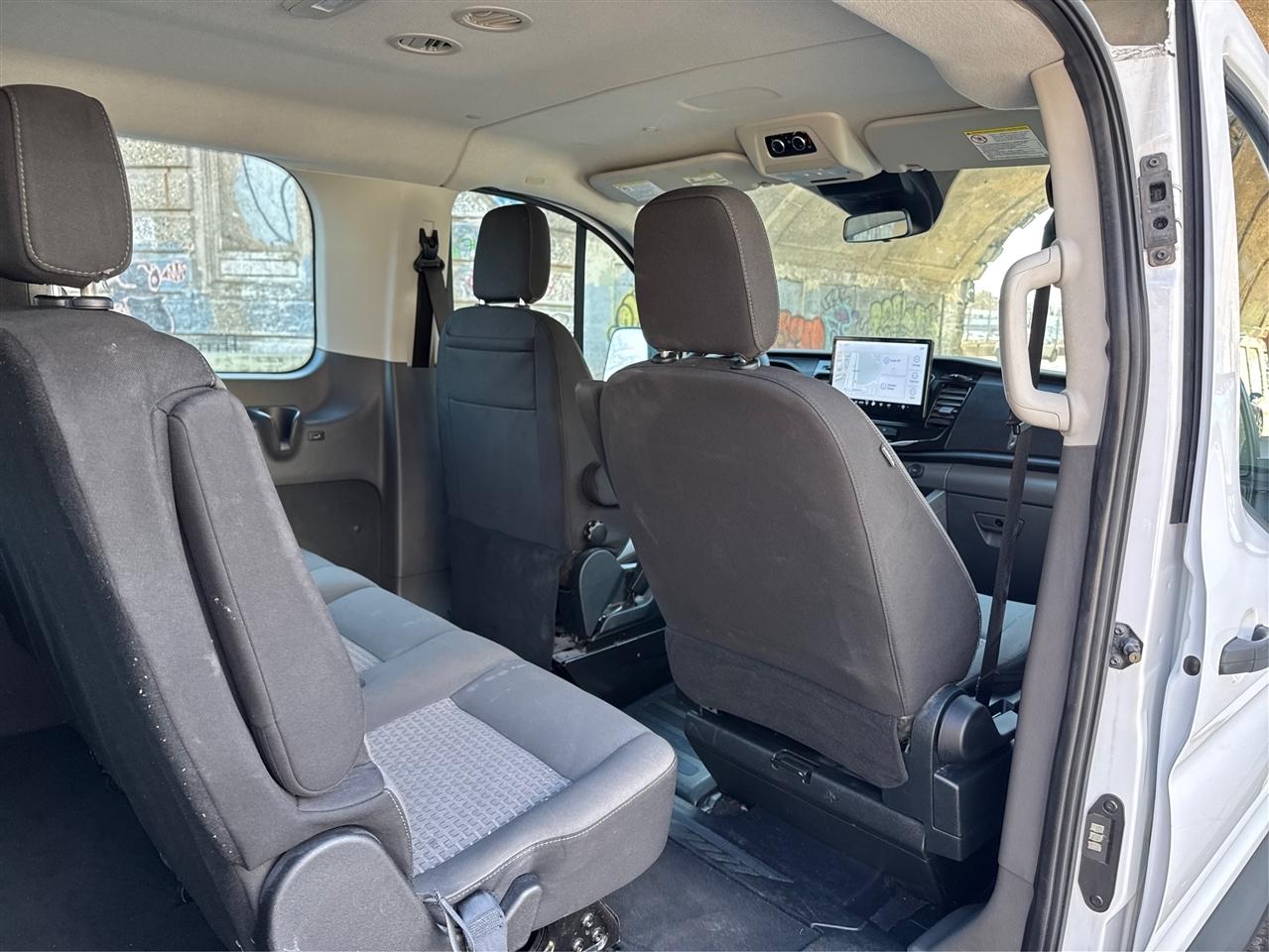 Ford Transit Passenger Wagon T-350 148" Low Roof XLT RWD 2023