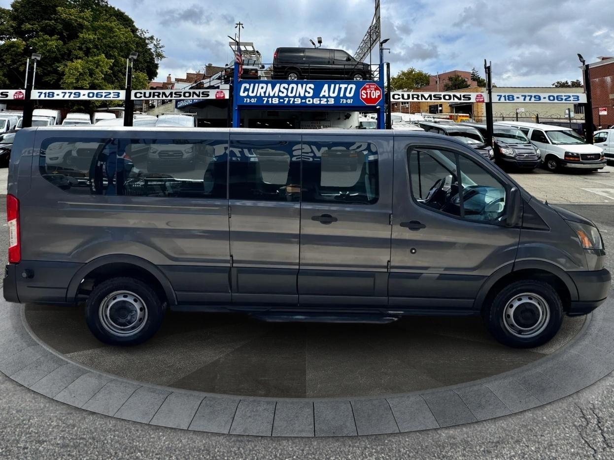 Ford Transit Wagon T-350 148" Low Roof XLT Swing-Out RH Dr 2016