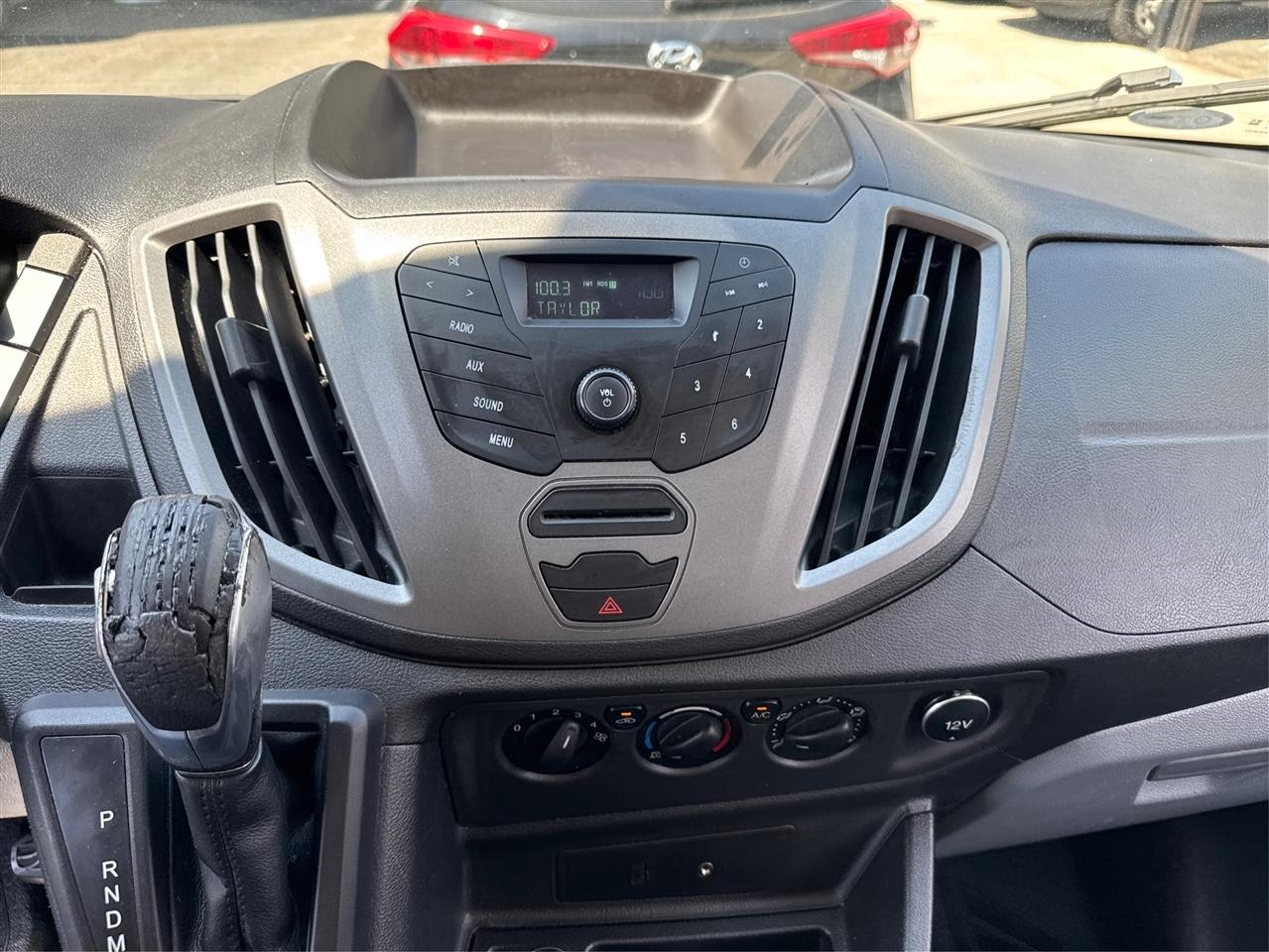 Ford Transit Wagon T-350 148" Low Roof XLT Swing-Out RH Dr 2016