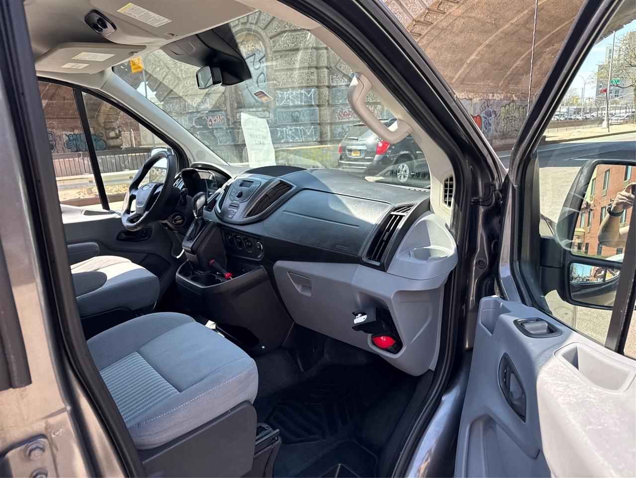 Ford Transit Wagon T-350 148" Low Roof XLT Swing-Out RH Dr 2016