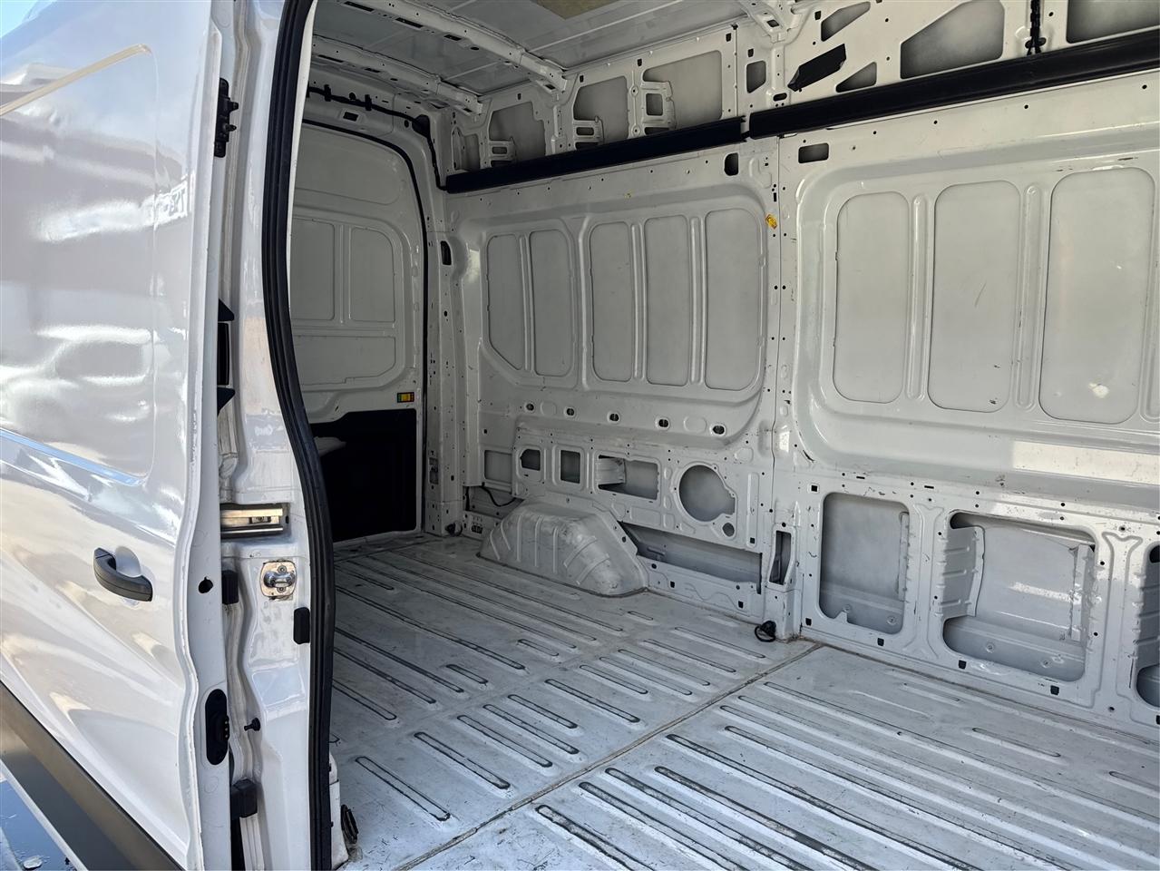 Ford Transit Cargo Van T-250 148" Hi Rf 9070 GVWR RWD 2023