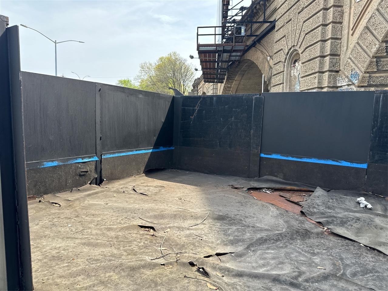 Ford Super Duty F-350 DRW 2WD Reg Cab 165" WB 84" CA XLT 2015