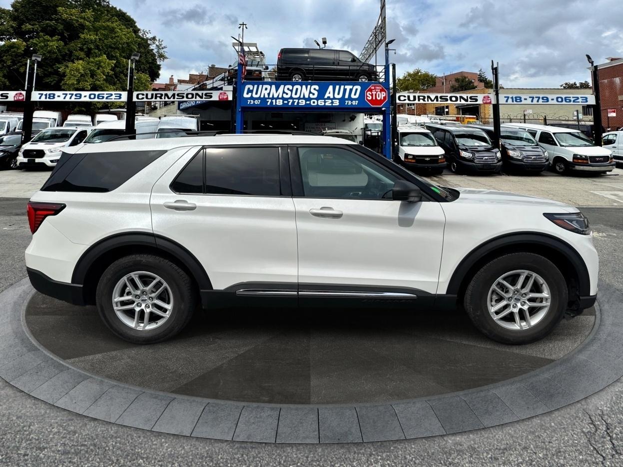 Ford Explorer Active RWD 2025