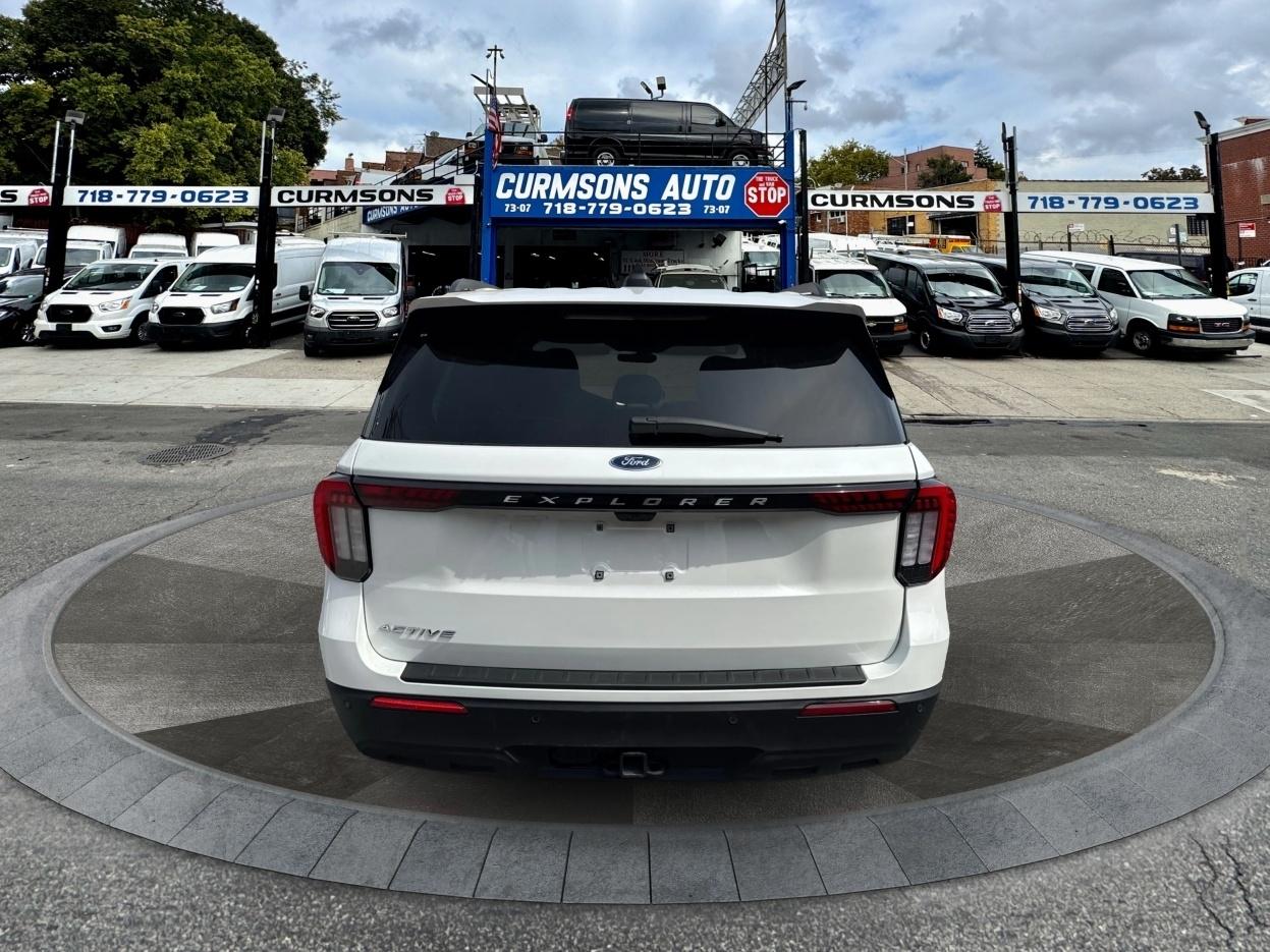 Ford Explorer Active RWD 2025