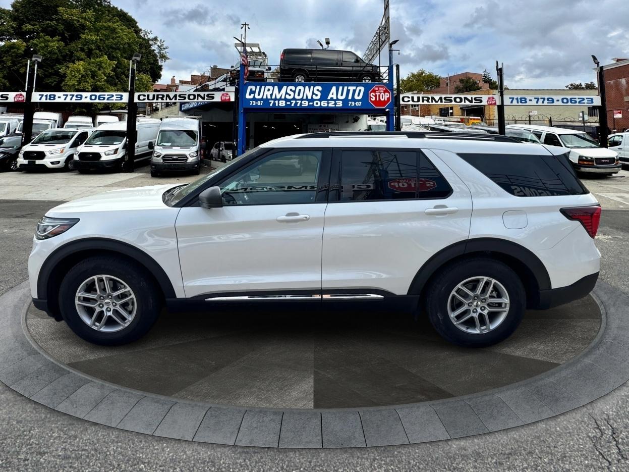 Ford Explorer Active RWD 2025