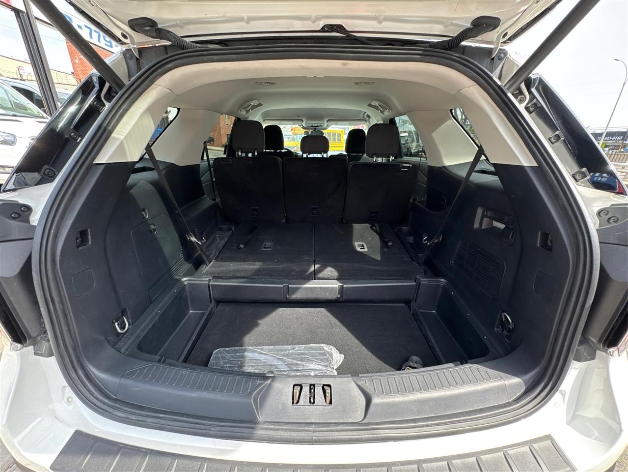 Ford Explorer Active RWD 2025