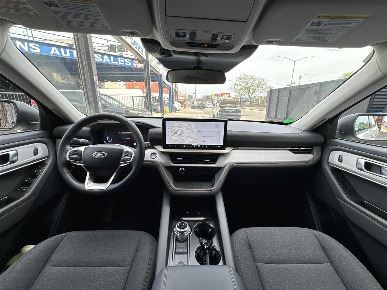 Ford Explorer Active RWD 2025