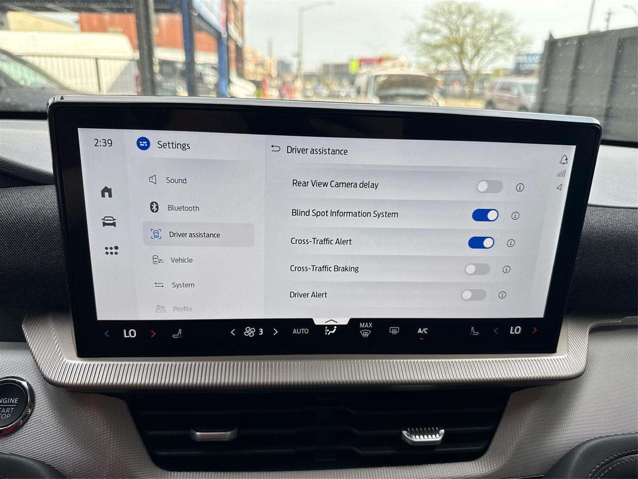 Ford Explorer Active RWD 2025