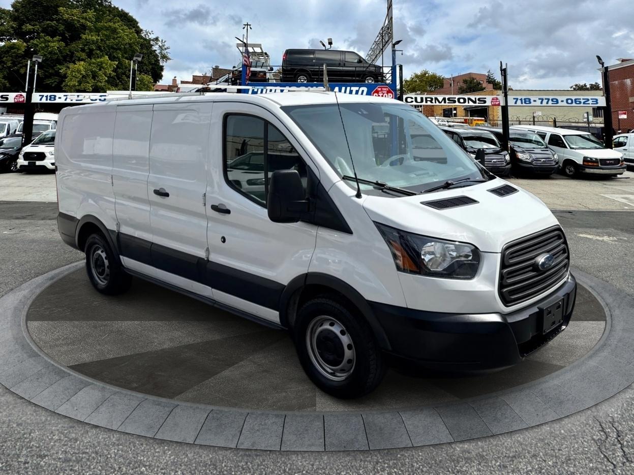 2018 Ford Transit Van T-150 130" Low Rf 8600 GVWR Swing-Out RH Dr