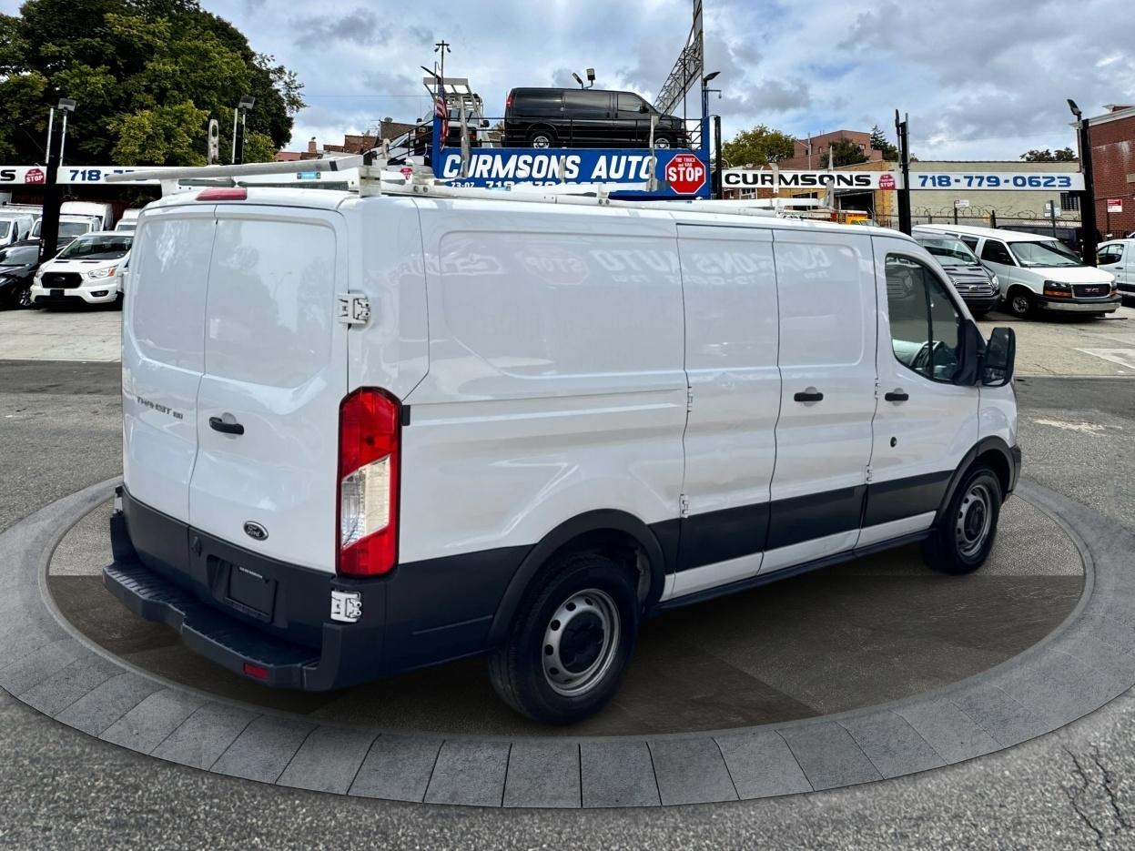 Ford Transit Van T-150 130" Low Rf 8600 GVWR Swing-Out RH Dr 2018