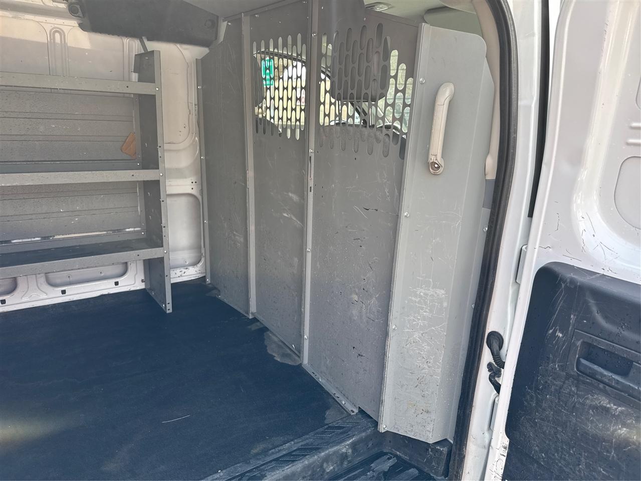 Ford Transit Van T-150 130" Low Rf 8600 GVWR Swing-Out RH Dr 2018