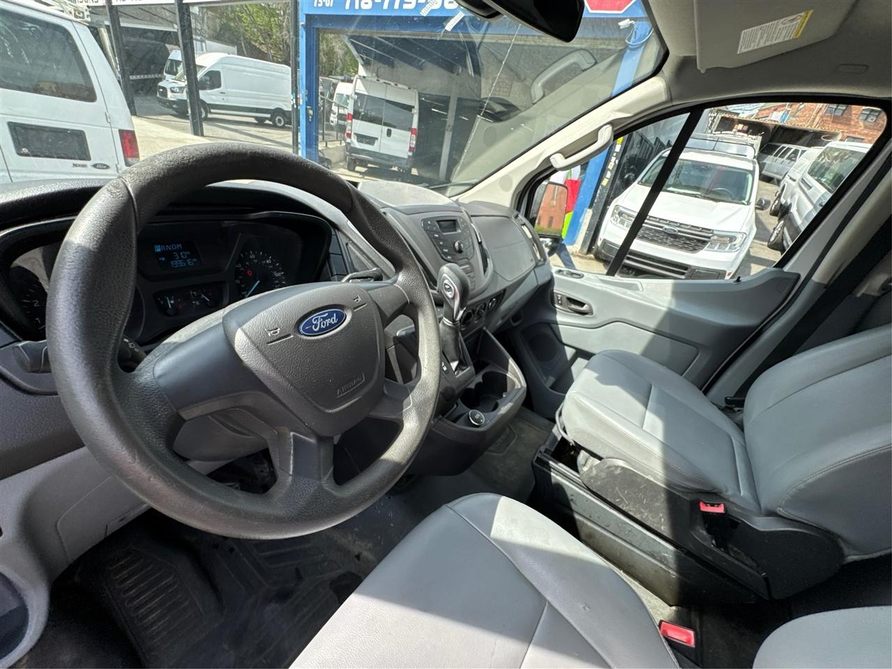 Ford Transit Van T-150 130" Low Rf 8600 GVWR Swing-Out RH Dr 2018